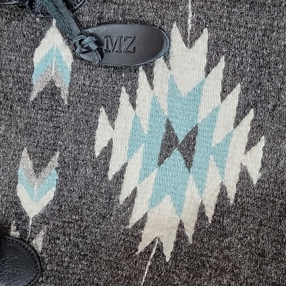 Woven Wool & Leather Shoulder Bag - Picture 15 of 15